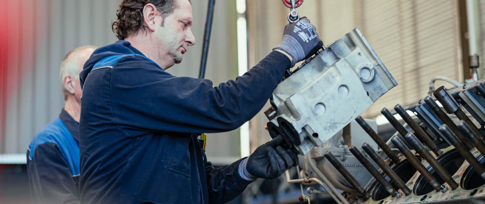 Motoren Service von HENKELHAUSEN